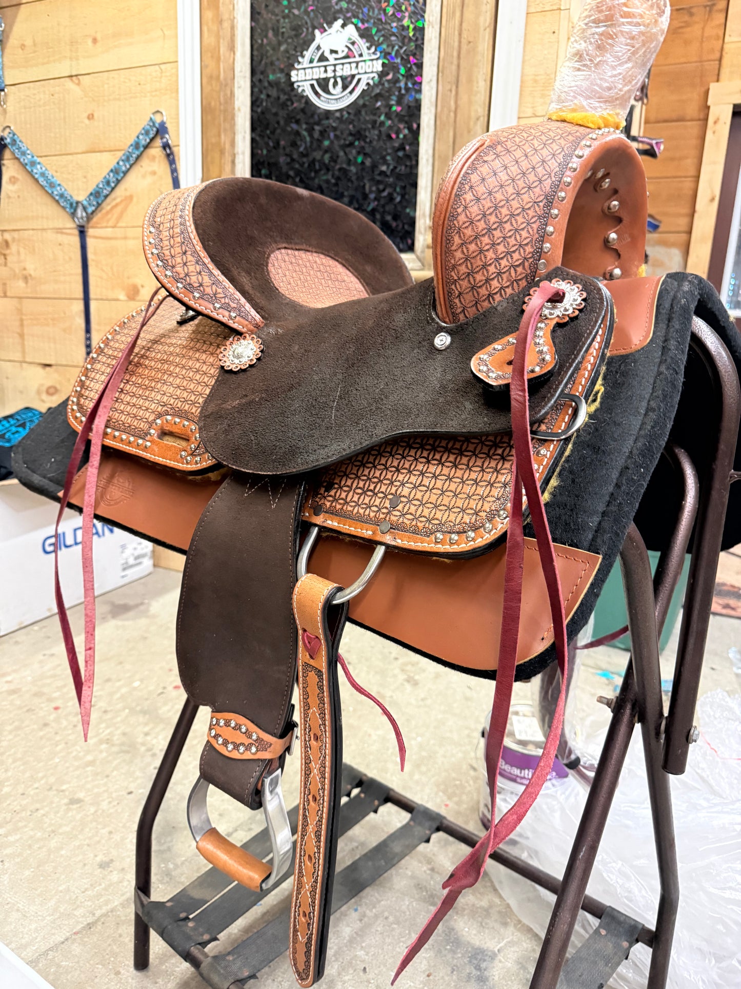 Double T 13” Barrel Saddle