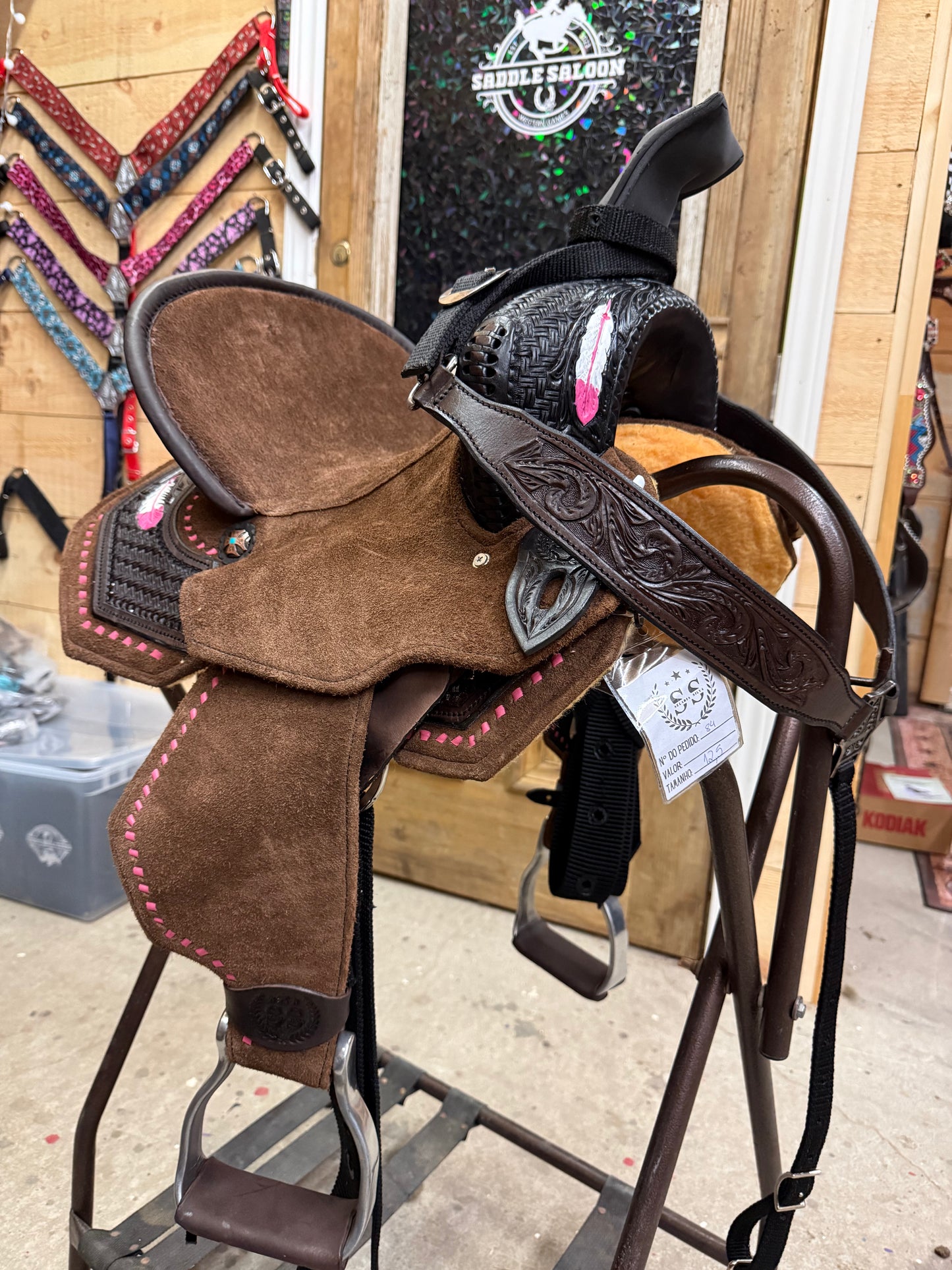 Silva Martin 12.5” Pink Feather/Chocolate Saddle 84