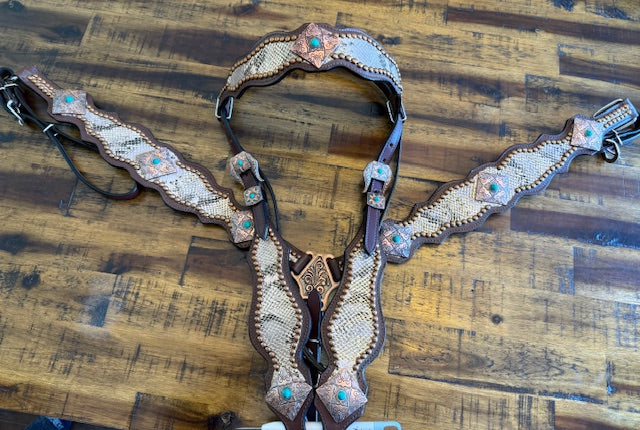 SLWG Snakeskin with Turquoise Stone set