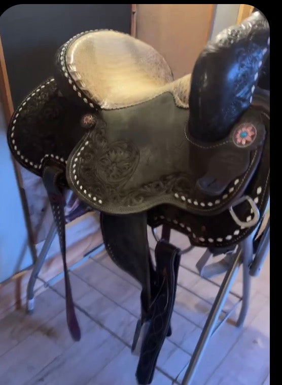 HR 14.5” Barrel Saddle - Pre Owned
