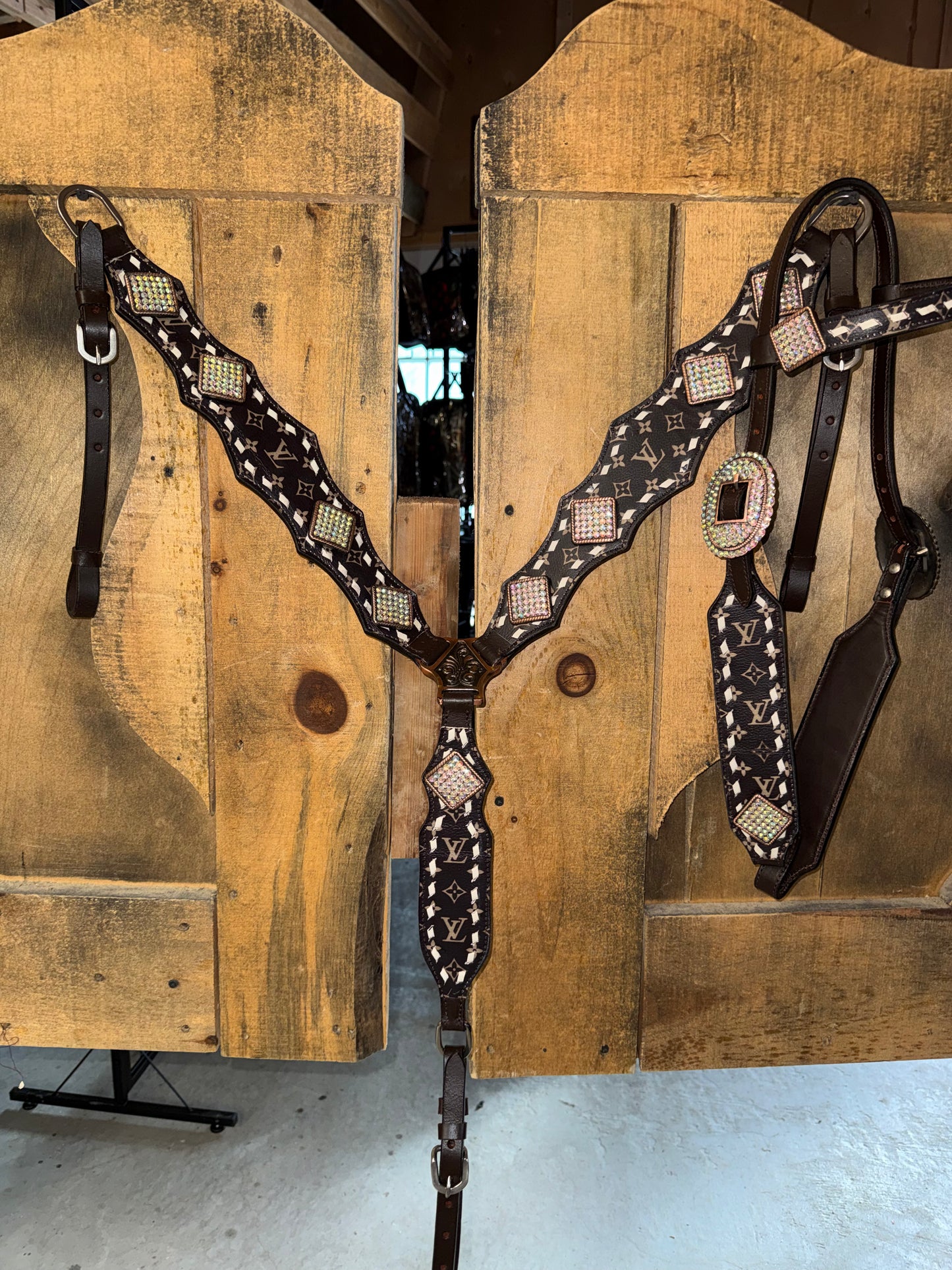 Premium Chocolate LV Tack Set
